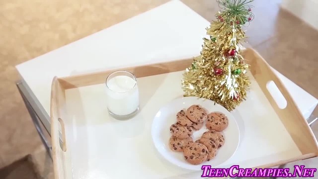 Трахнулась с Дедом Морозом - #1