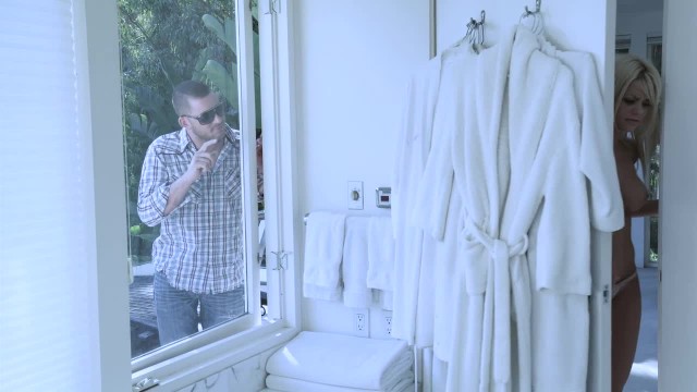 Угостил лесбиянок членом - #3