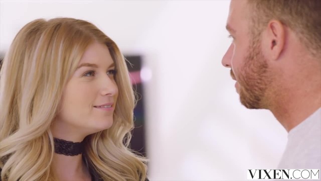 Блондинку жестко трахают раком - #2